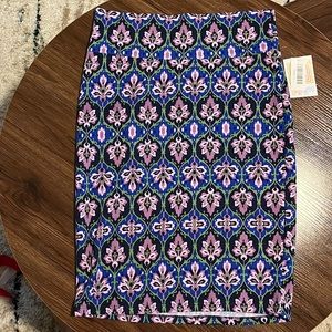 NWT LuLaRoe Cassie Pencil Skirt, Women’s Size L, Floral Multicolor
